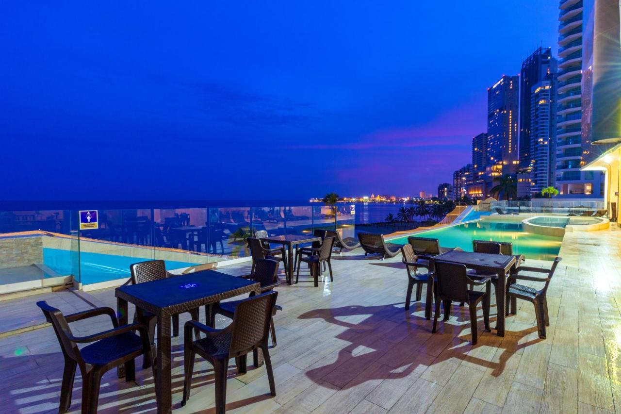 Hotel Cartagena Dubai Exterior foto